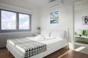 1 bedroom, iron/ironing board, free cots/infant beds, free WiFi