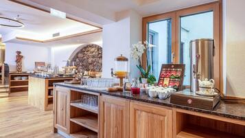 Desayuno buffet incluido todos los días