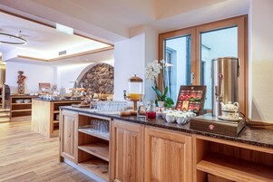Desayuno buffet incluido todos los días