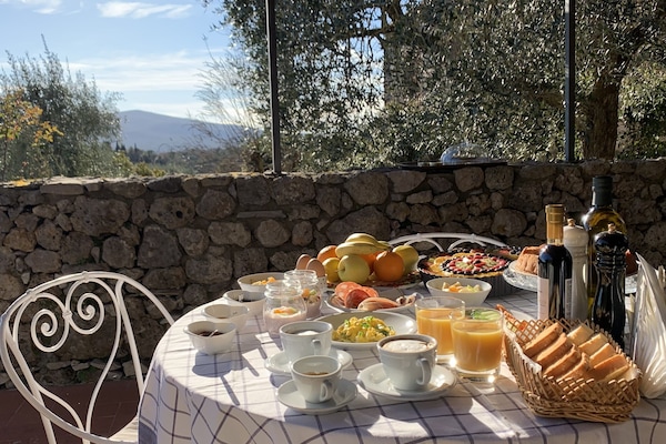 Spiseområde på rommet