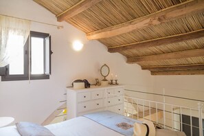 1 bedroom, iron/ironing board, free WiFi