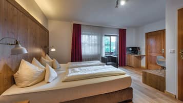 In-room safe, desk, blackout drapes, free WiFi