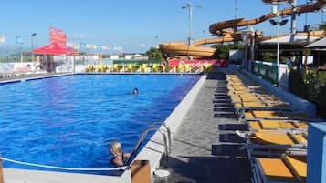 AuĂenpool (je nach Saison geöffnet)