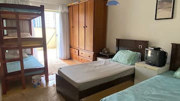 2 bedrooms, hypo-allergenic bedding, individually decorated