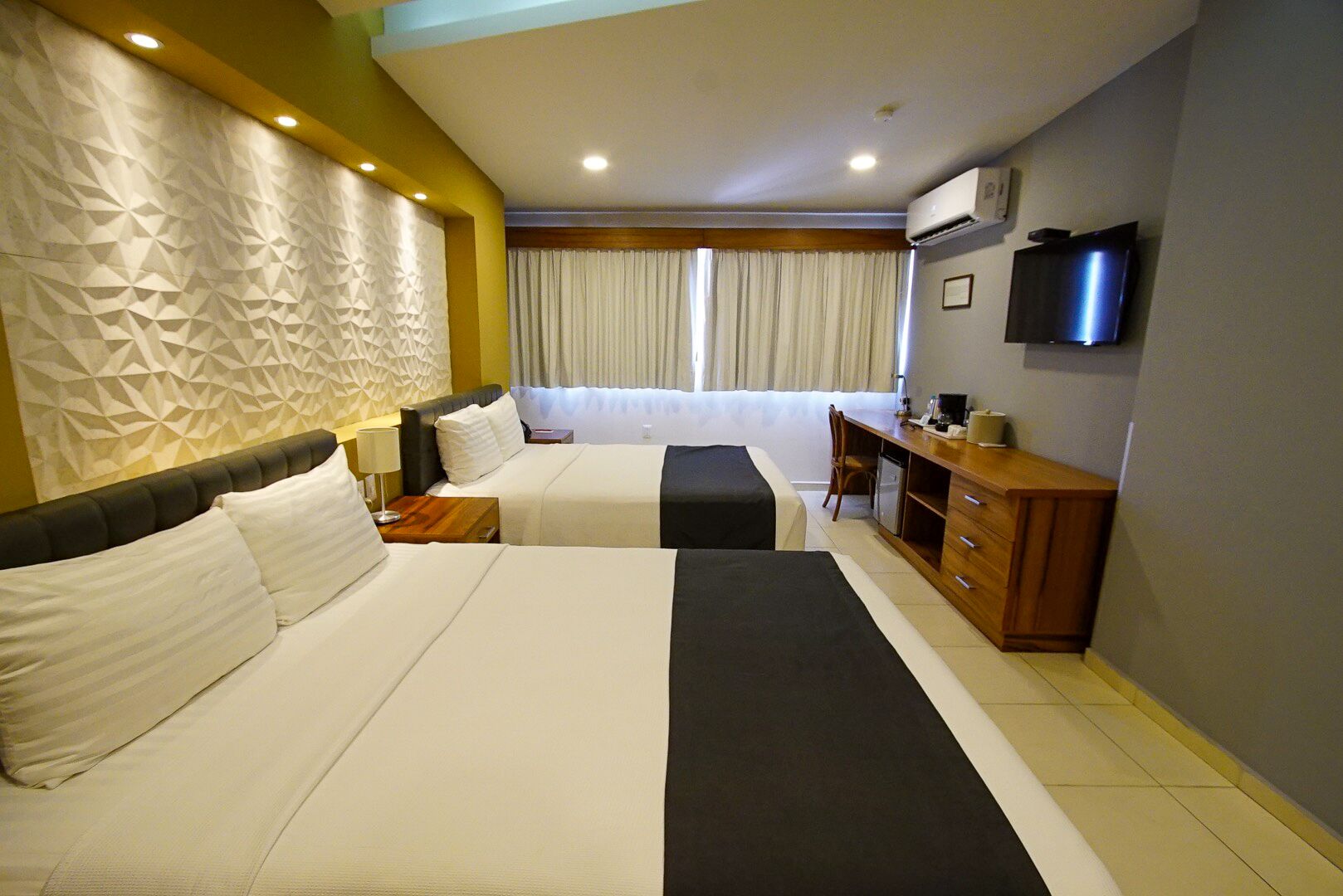 junior suite | premium bedding, minibar, in-room safe, desk