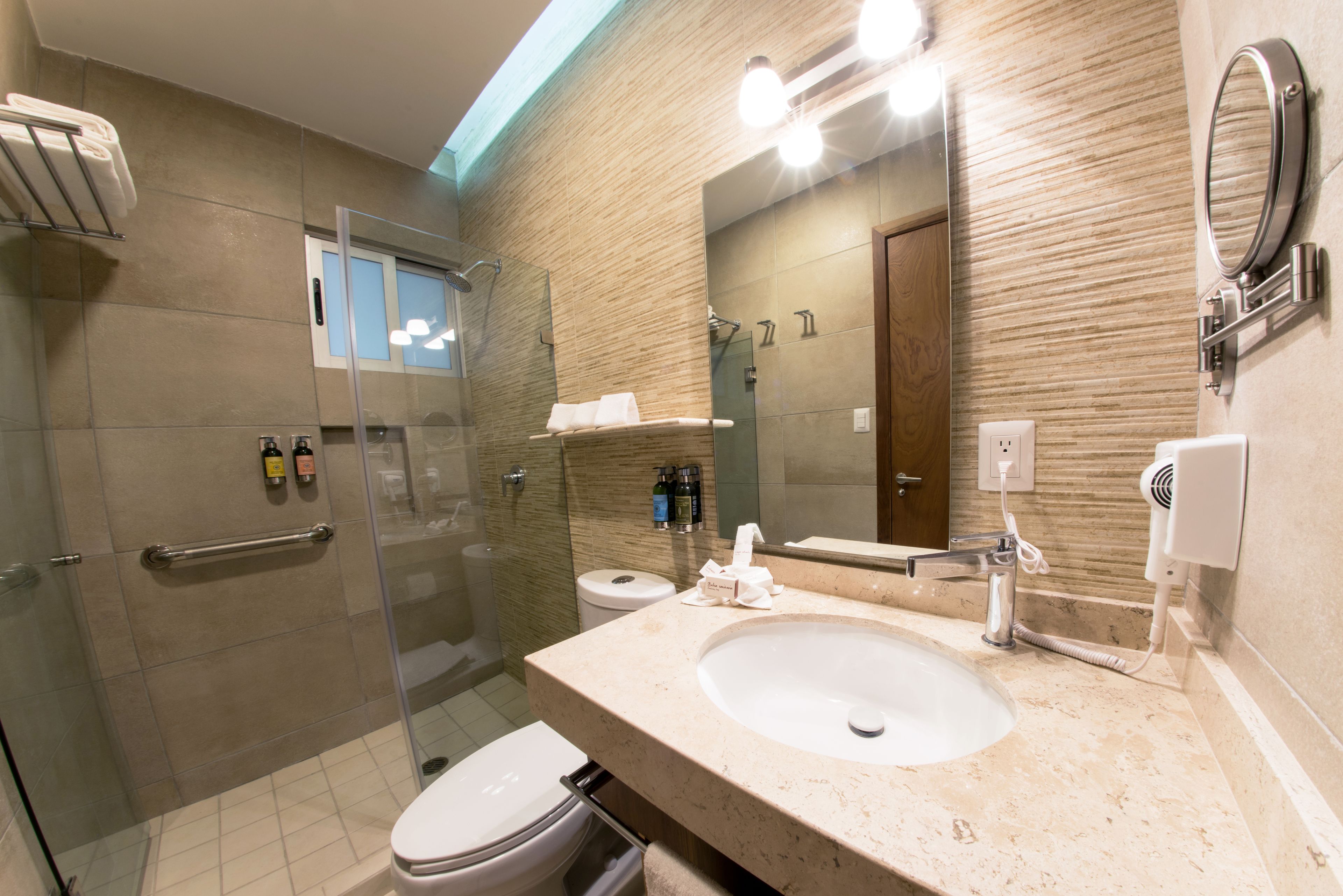 shower, free toiletries, hair dryer, towels