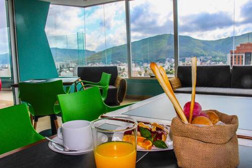 Petit déjeuner buffet compris tous les jours