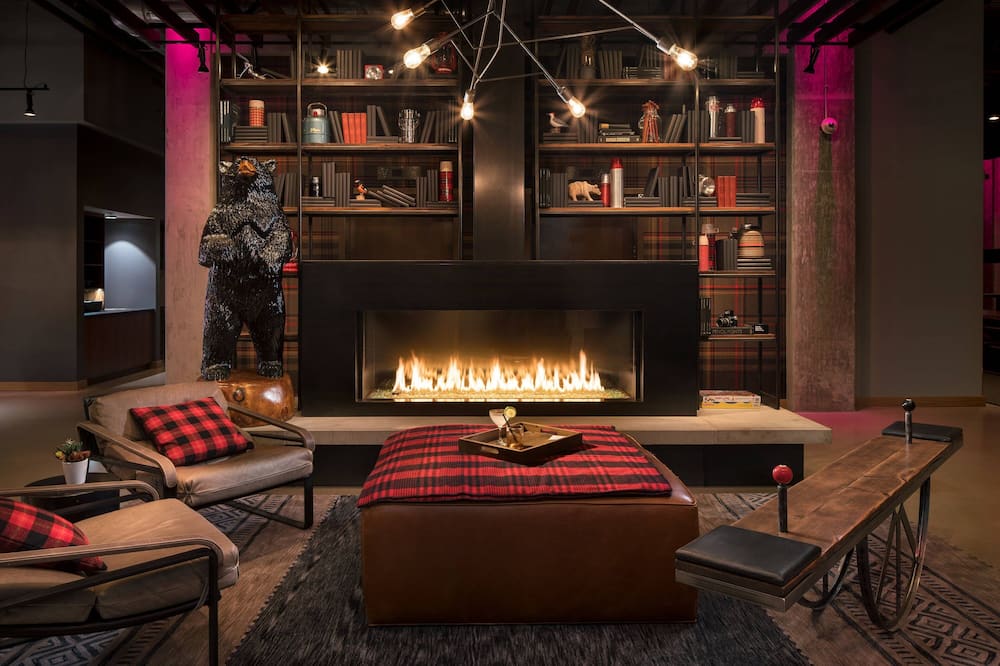 MOXY Seattle Downtown