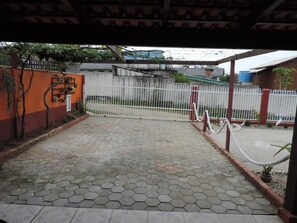 Parcheggio non assistito gratuito