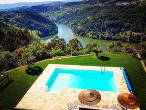 Alberca al aire libre