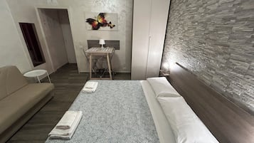 Chambres insonorisées, Wi-Fi gratuit, draps fournis