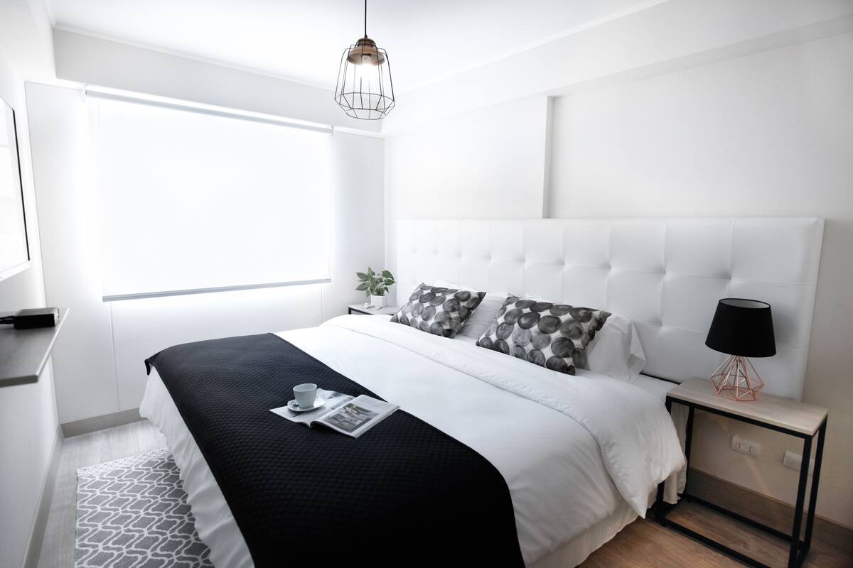 1 chambre, literie de qualité supérieure, couette en duvet d'oie