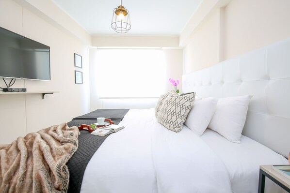 1 quarto, roupas de cama premium, edredons de pluma, cofres nos quartos