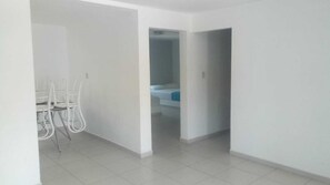 Quarto família | Cortinas blackout, Wi-Fi de cortesia
