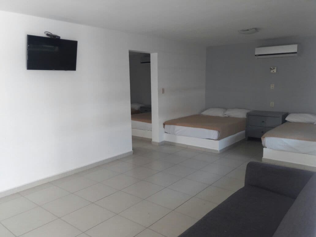 suite, 2 bedrooms | blackout curtains, free wifi