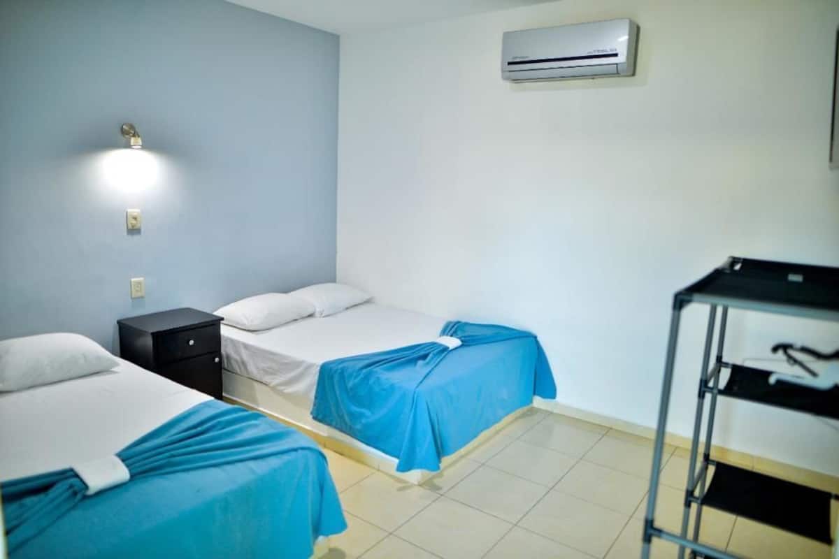 Standard Room, 2 Double Beds | Blackout drapes, WiFi (free)