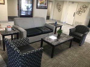 Sittområde i lobbyn