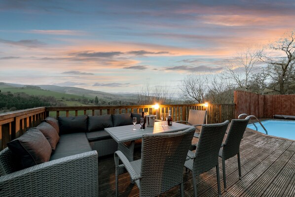 屋外ダイニングエリア