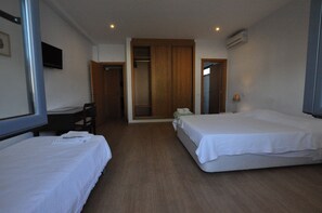 9 bedrooms, iron/ironing board, free WiFi, bed sheets