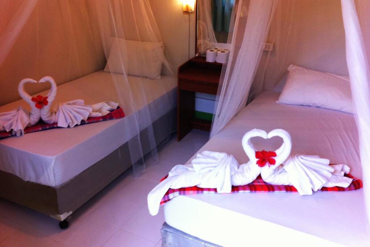Standard Twin Room | Rollaway beds, free WiFi