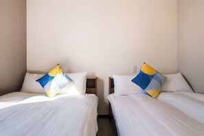 Quarto duplo superior | Wi-Fi de cortesia, roupa de cama