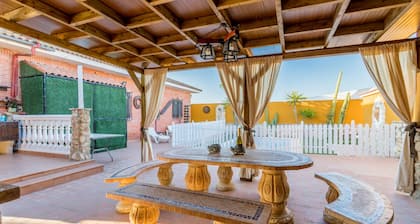 Casa Ludima en Fuentes de Andalucía, a 40 min de Sevilla y 50 min de Córdoba