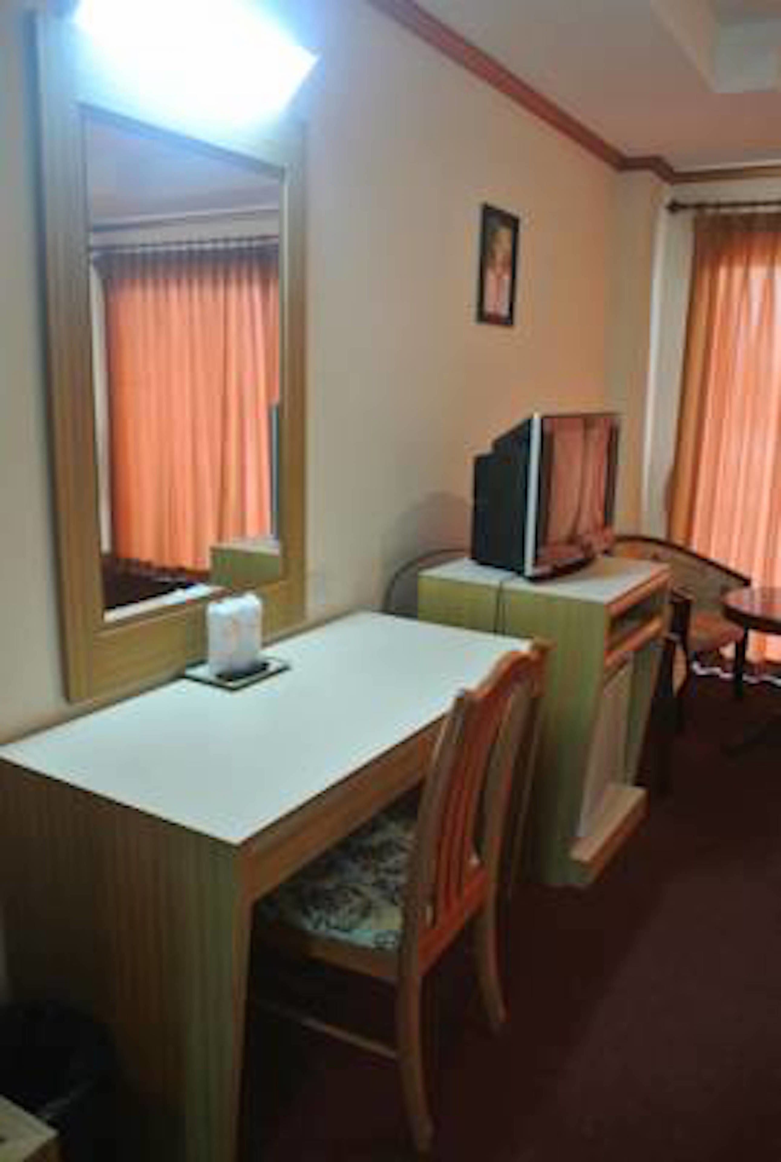 Room amenity