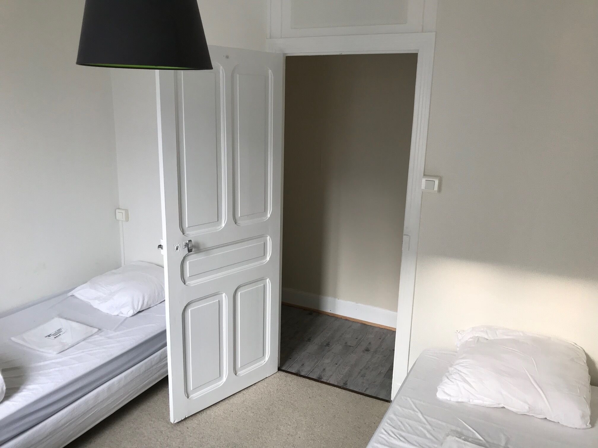 2 多间卧室、熨斗/熨衣板、免费 WiFi