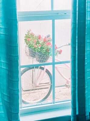 Interior - THE COTTAGE@CHAPEL RIDGE #1 in Waco for Exceptional reviews! Ranked #6 in all TX (Waco)