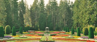 Private full-floor upstairs 2 bedroom apartment @13th & Grand