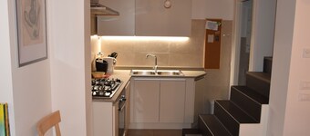 delightful holiday home in the historic center a few meters from the sea