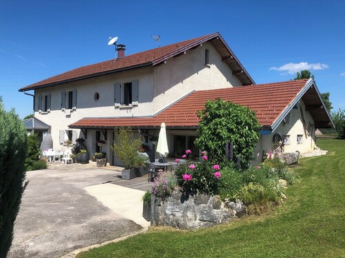 Summer and winter seasonal rental, Saturday to Saturday during school vacations 