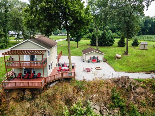 Riverfront Home with Beautiful Views of Tippecanoe River in Winamac, IN