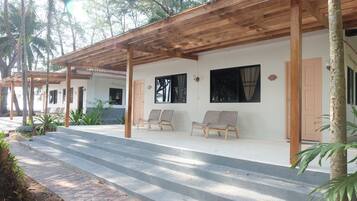 Deluxe Room with Sea View | Exterior