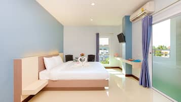 Phòng Suite, không hút thuốc | Bàn, giường gấp/giường phụ (phụ phí)