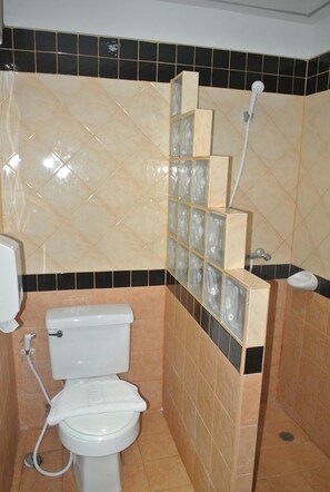 Bathroom - He Jia Grand Hotel (Sadao)