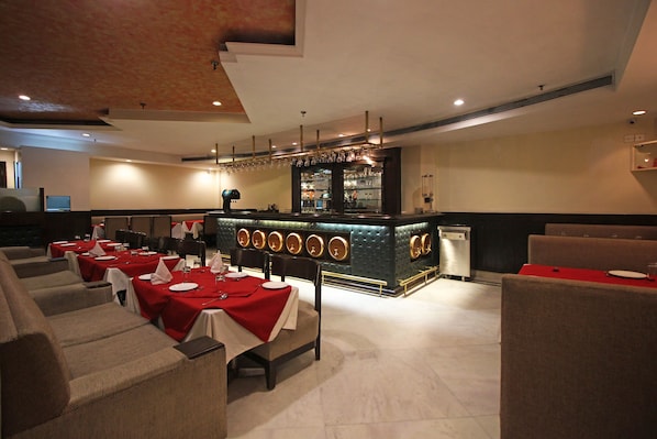 International cuisine - OYO 5915 Hotel Swagath (New Delhi)