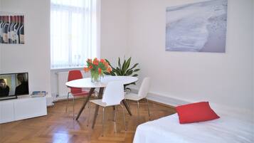 1 Schlafzimmer, WLAN, Bettwäsche