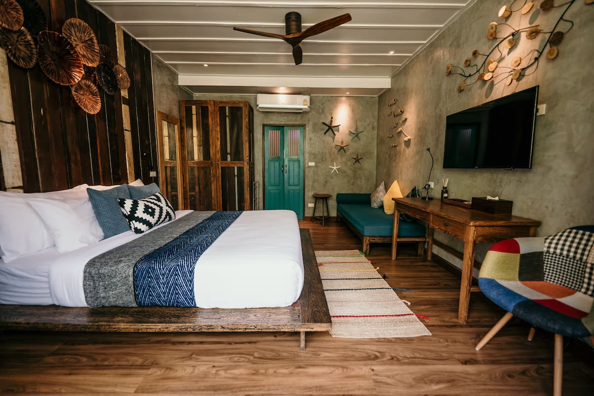 Habitación doble Deluxe, acceso a la alberca, vista al jardín | Ropa de cama de alta calidad, camas con pillow-top y minibar