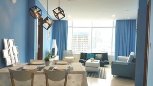 In-room dining - KLCC KL Tower View Luxury Suites (Kuala Lumpur)