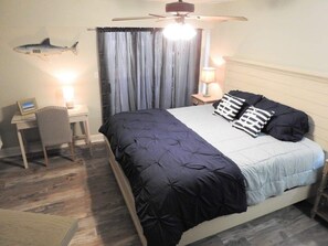 2 habitaciones, escritorio, tabla de planchar con plancha y wifi 