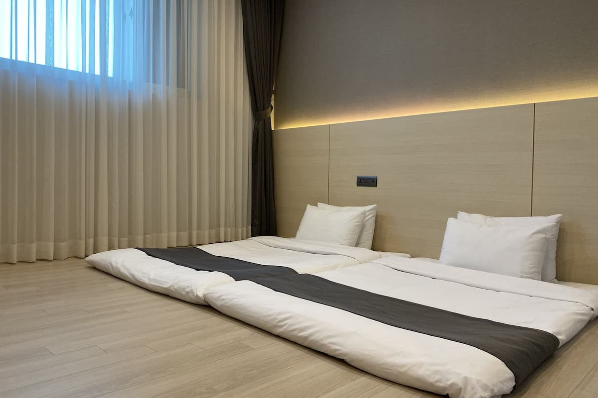 standard ondol room | 1 bedroom, premium bedding, in-room safe, desk