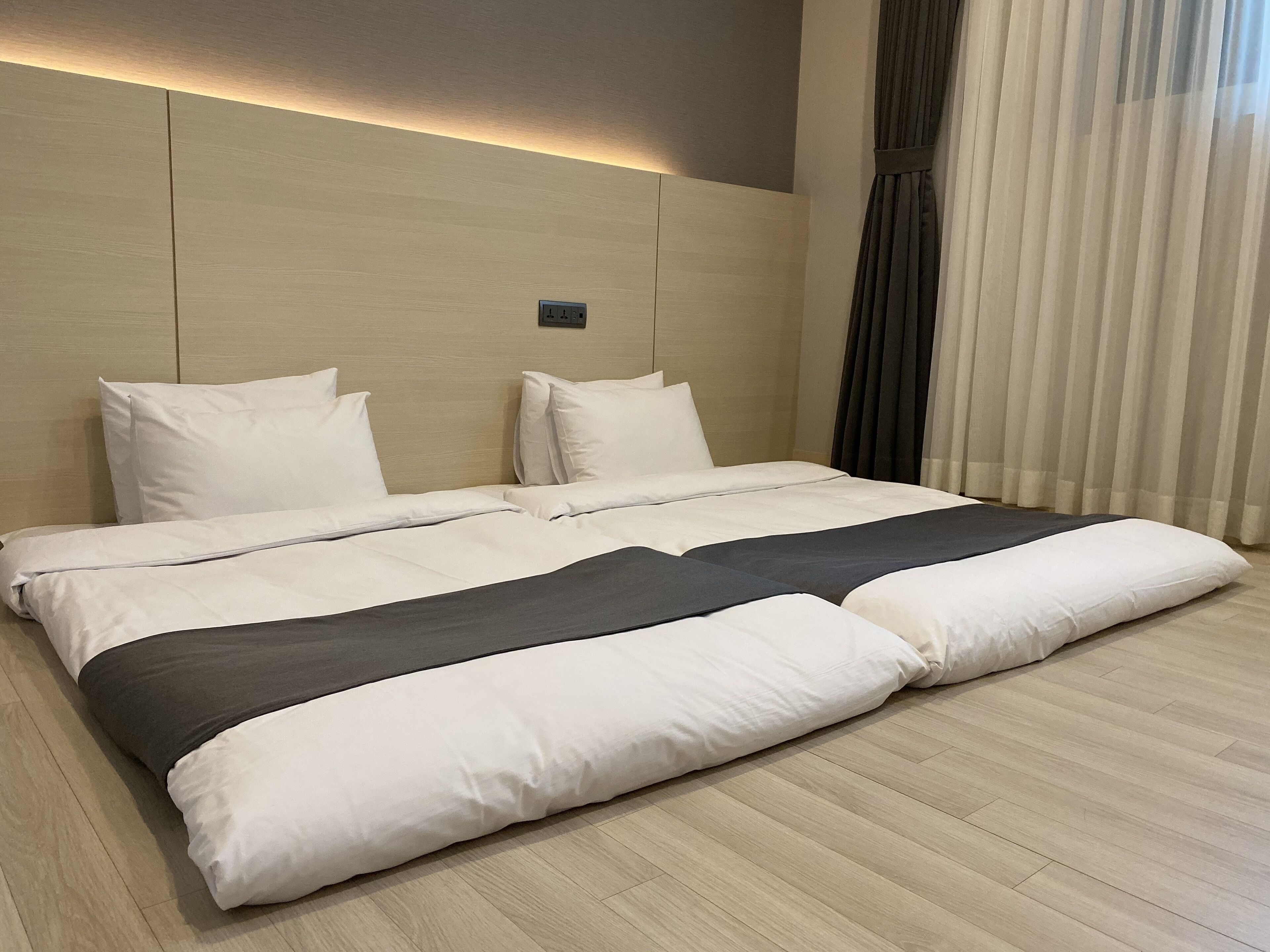 deluxe ondol room | 1 bedroom, premium bedding, in-room safe, desk