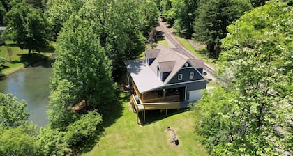 Buckhannon rivière chalet où votre famille peut faire des souvenirs qui dureront pour toujours.