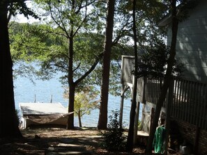 Property grounds - Inside Lake Norman State Park. Sleeps 12. Main Channel. Kayaks and canoes. (Statesville)