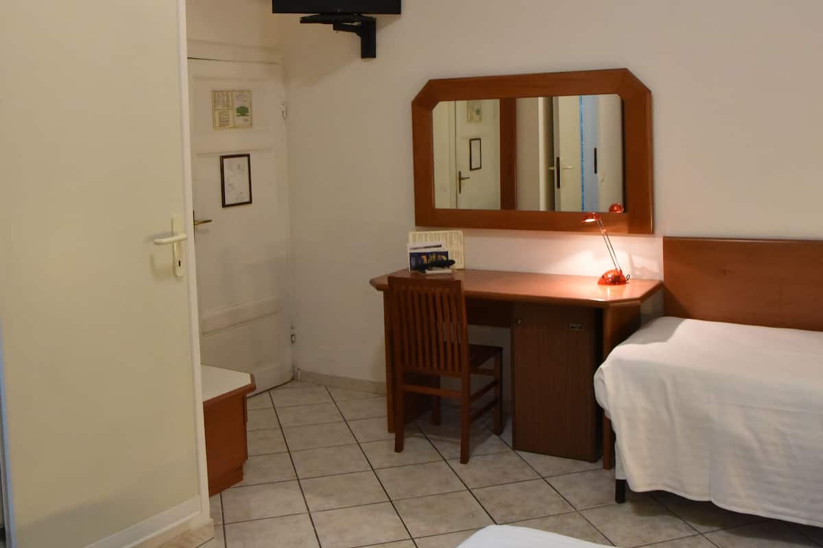 Triple Room | Room amenity