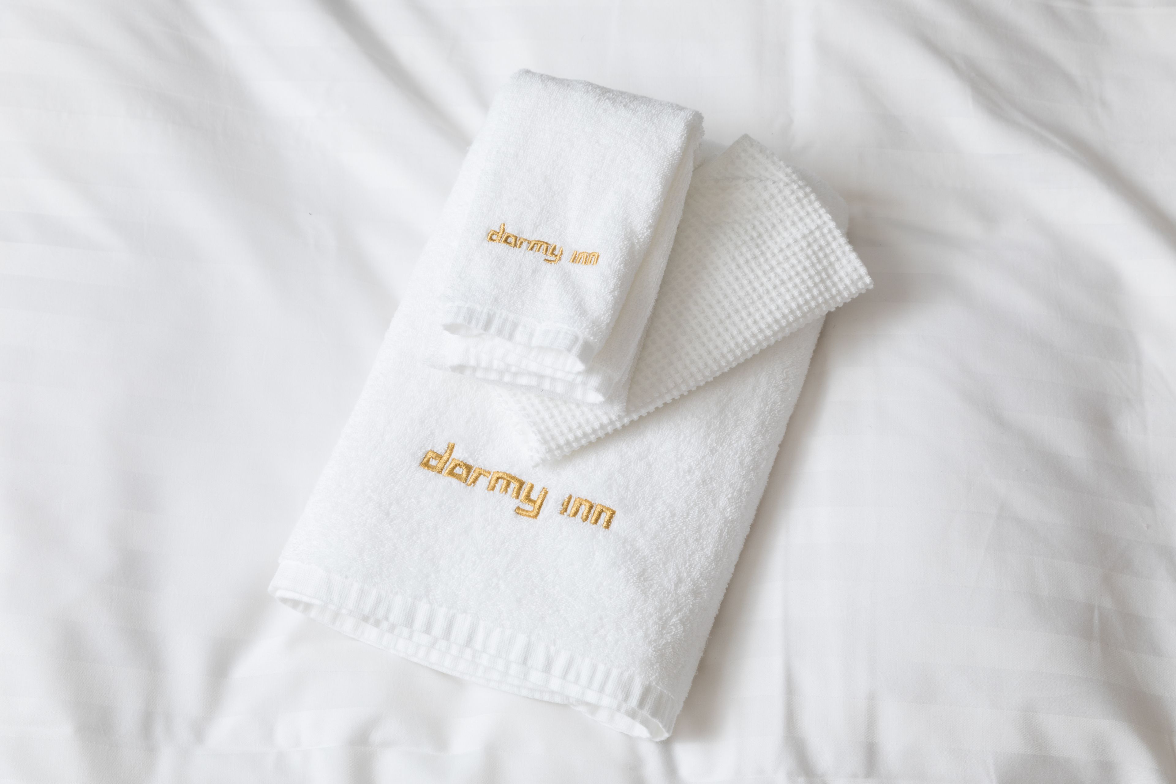 shower, free toiletries, hair dryer, slippers