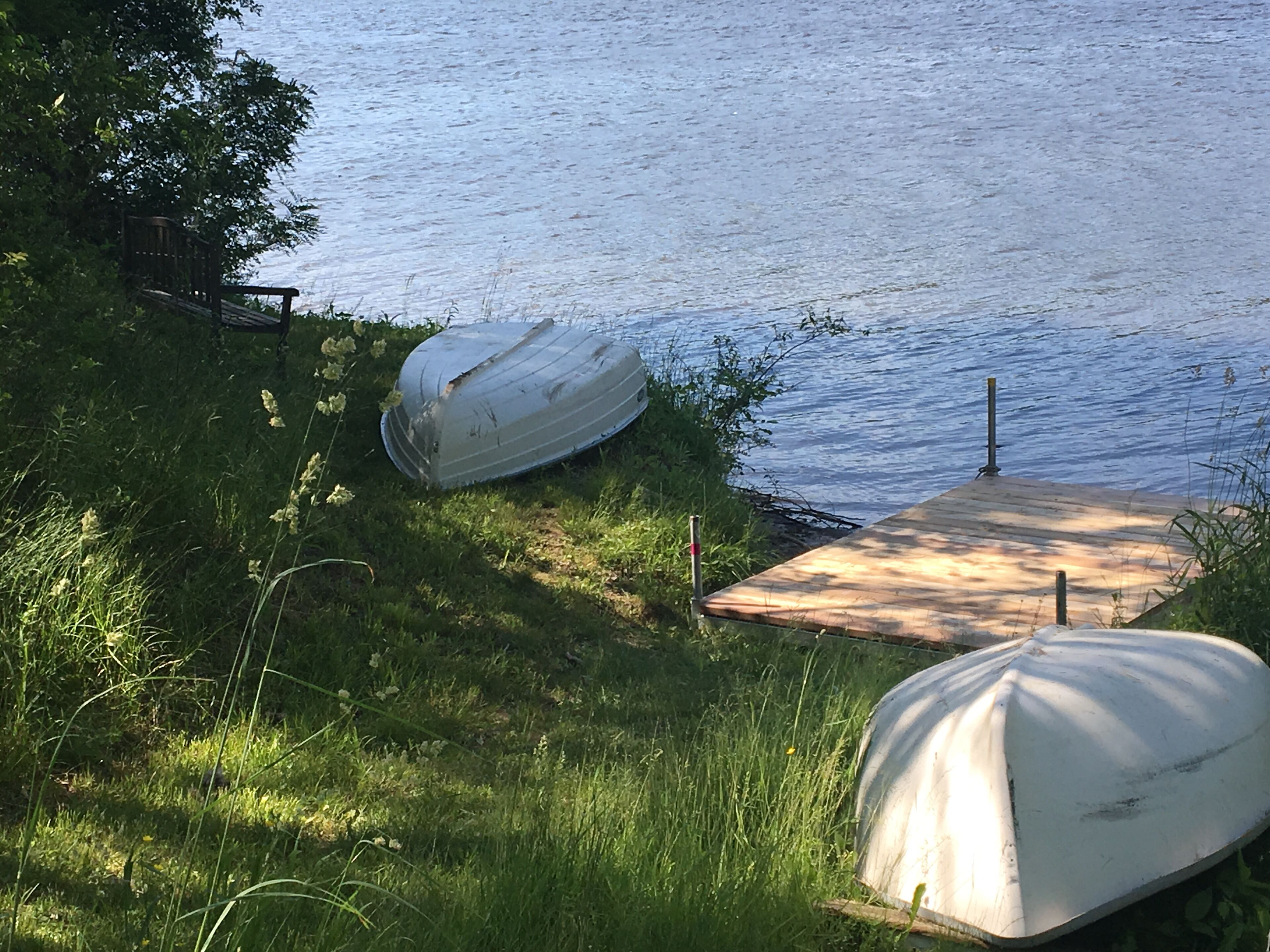 Boats are included with your stay