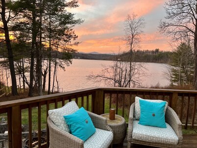 Many perfect sunsets at the magical house on the lake
