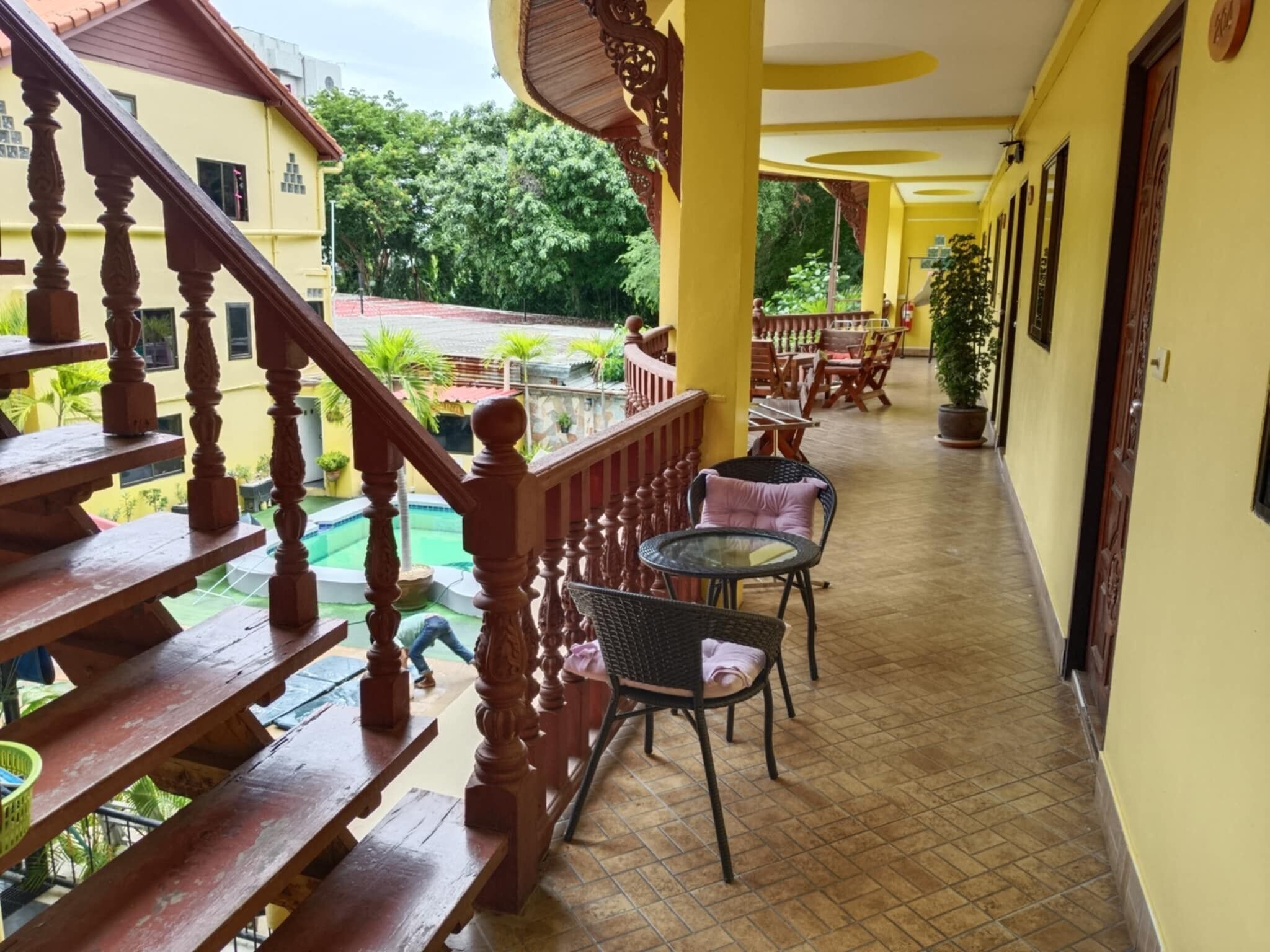 Foto - Phratamnak Inn